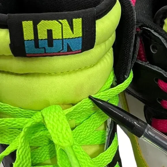 NIKE Dunk High "London" Fireberry Volt Shoes Mens Sneakers - Picture 13 of 13
